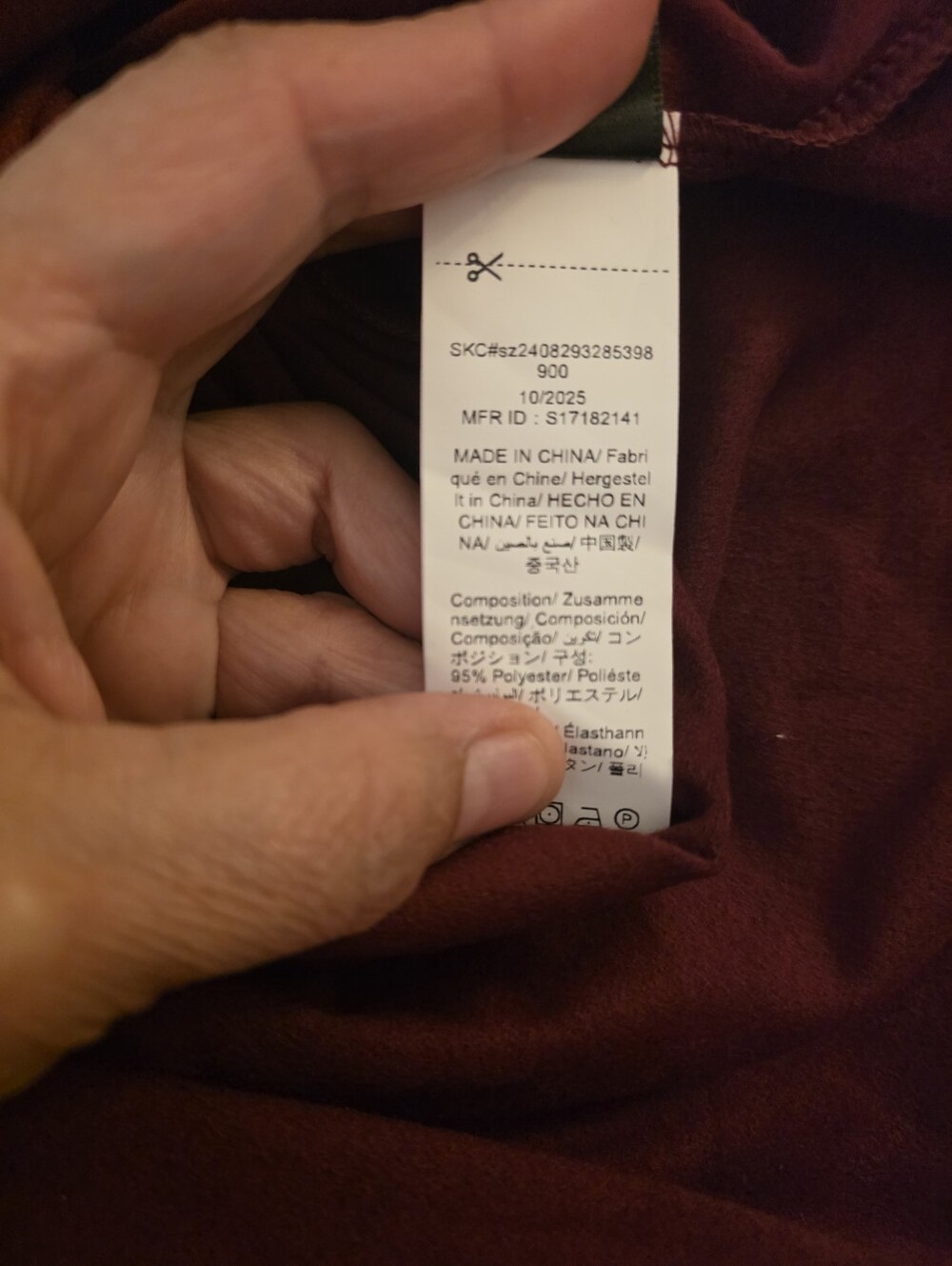 Graphic Long-Sleeve Pullover Blouse - Burgundy - Picture 5 of 5